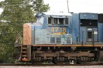 CSX SD70MAC 4718 leads